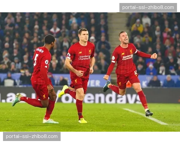 深度战术:高位逼抢 vs 深度防守,解析欧冠八强球队的两种极端风格流派 深度战术:高位逼抢 vs 深度防守,解析欧冠八强球队的两种极端风格流派